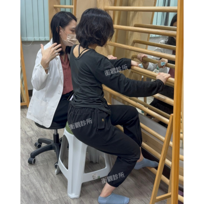 衡觀診所側彎案例 23歲工程師.png